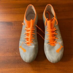 Selling my cleats, Puma Ultra 3.4 FG. Size 10.5.